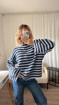 Load image into Gallery viewer, Zip Cardigan