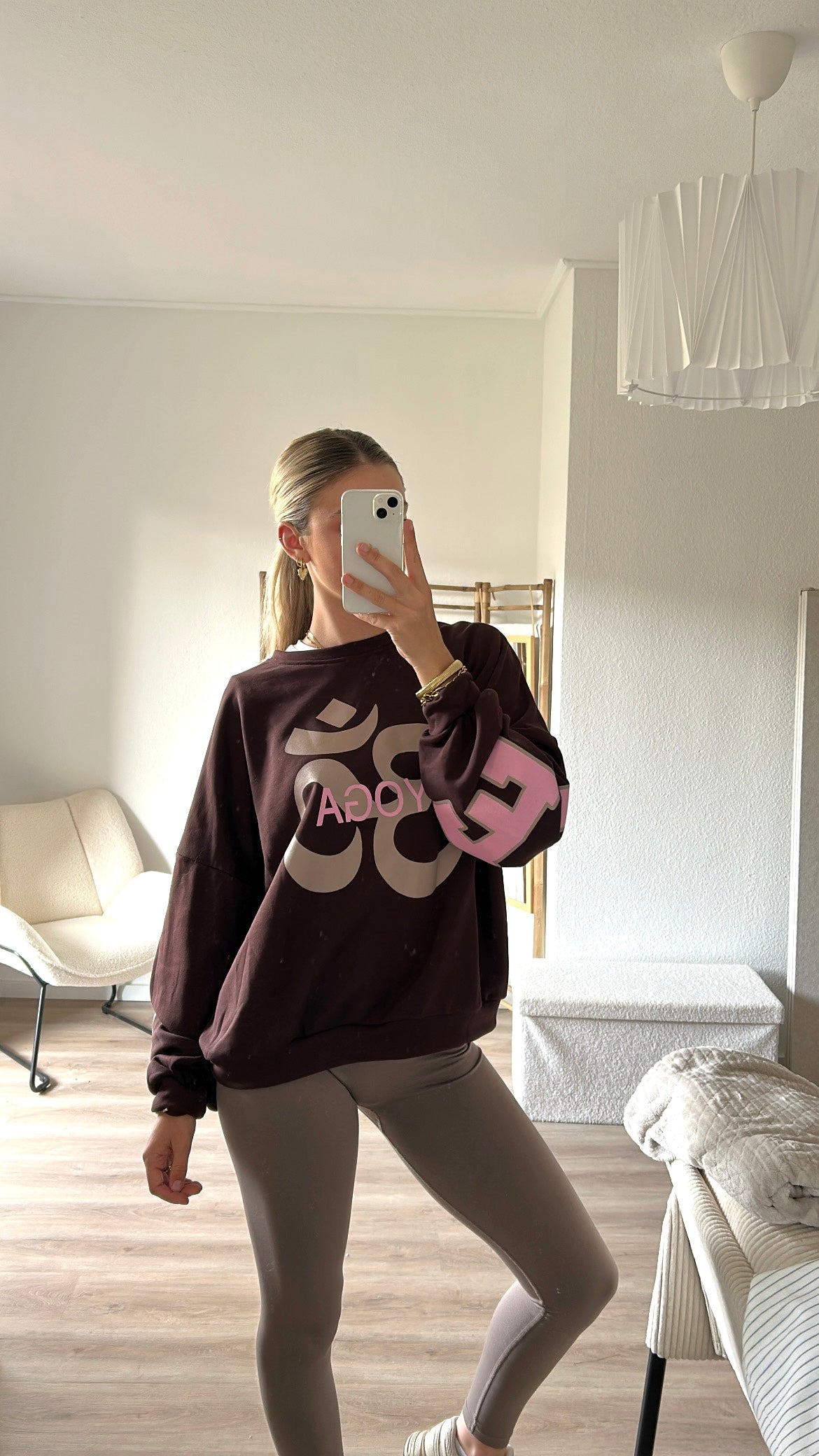 Sweater <YOGA>