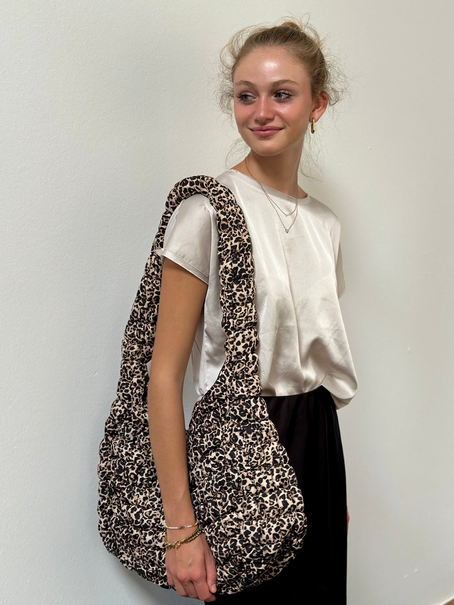 Puffer Umhängetasche XL