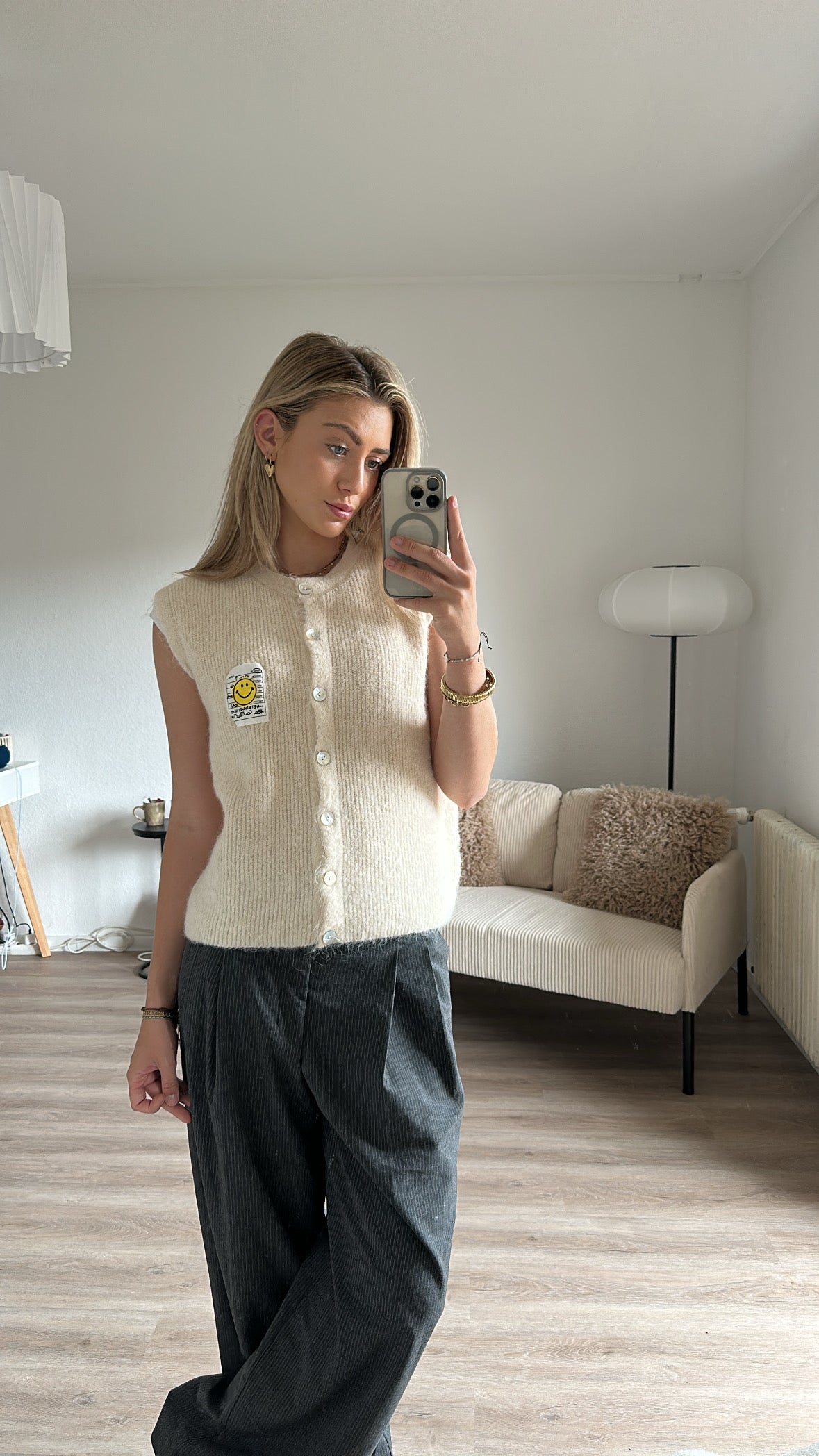 😃-Weste mit Knöpfen