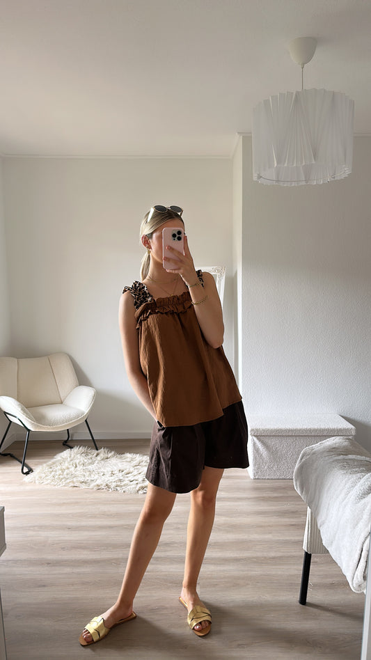 Top mit Leoträgern -camel