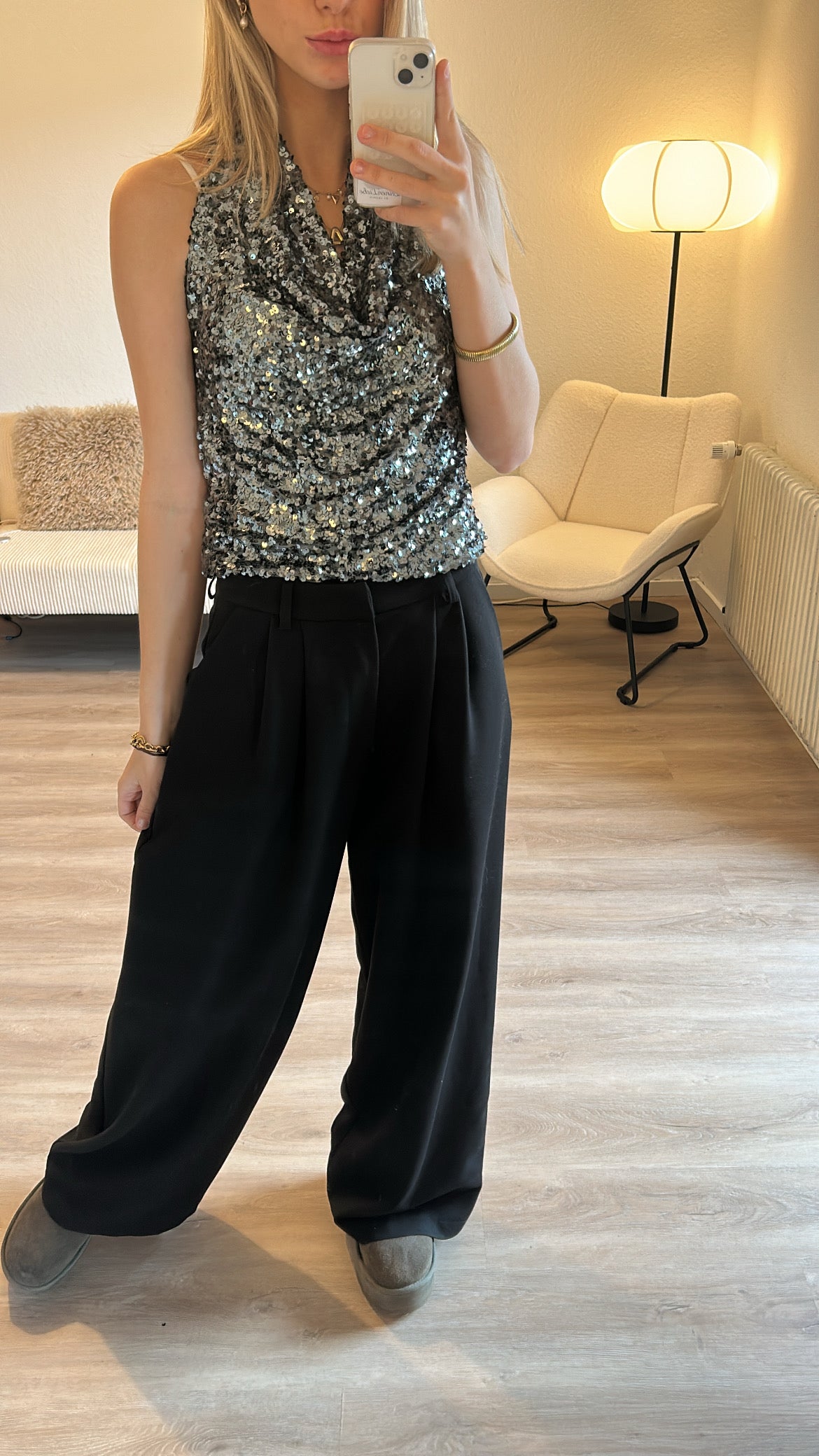 Neckholder-Top mit Pailletten