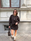 Load image into Gallery viewer, JeansSkort dark Leo
