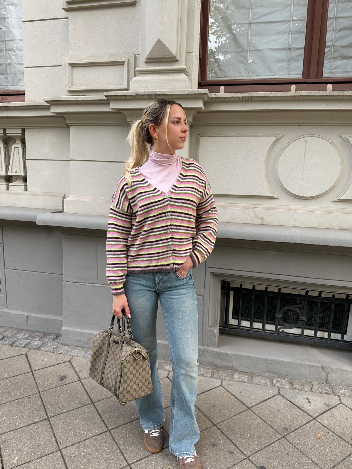Strickjacke