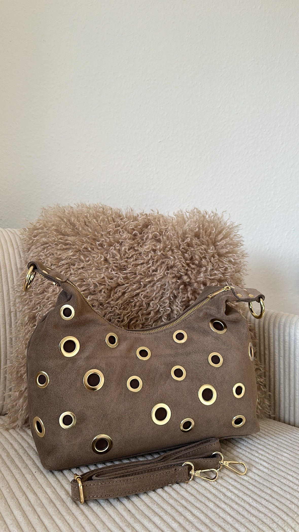 Wildleder Tasche mit Ösen